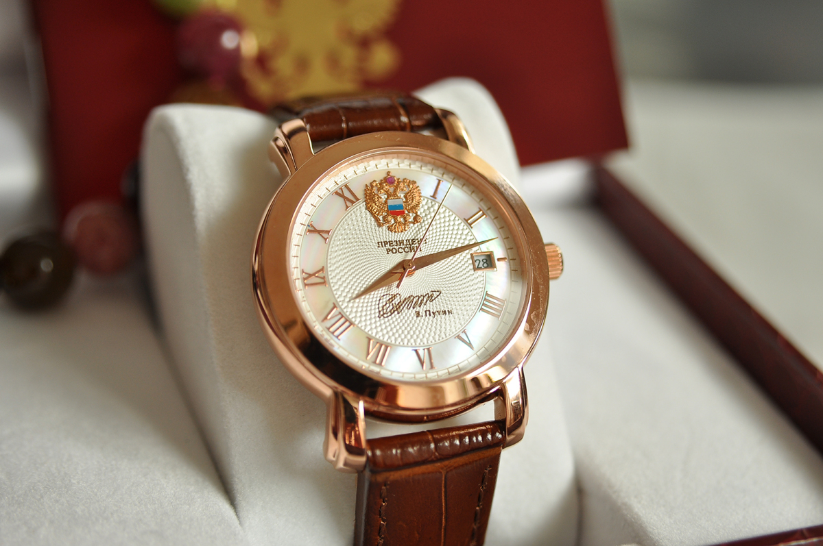 Đồng hồ Nga chữ ký tổng thống Putin chính hãng
